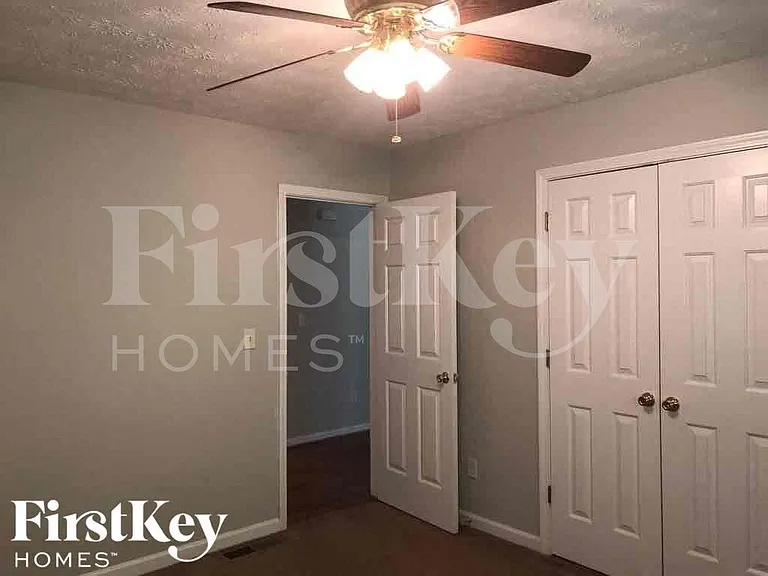 5036 Balus Dr — Photo 9