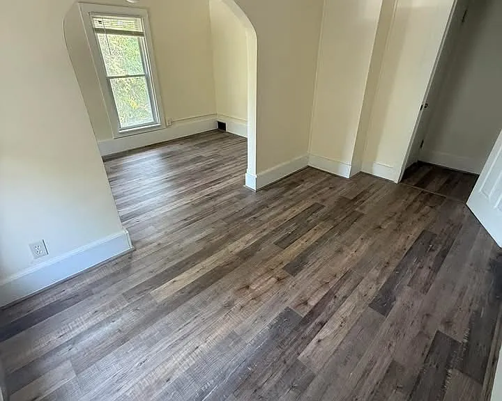 26 Mineola St — Photo 2