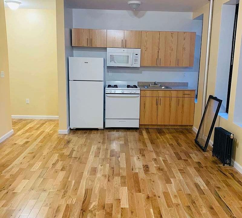 1st image of 2330 Newtown Ave APT 2FE