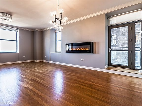 5th image of 310 S Michigan Ave Unit 1105
