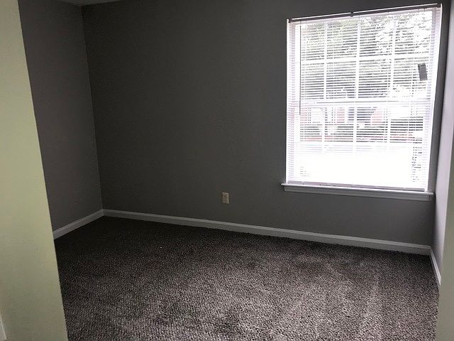 1st image of 103 Meadowood Ter #103