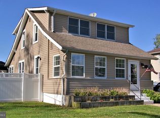 210 Lavern Ave, Baltimore, MD 21227