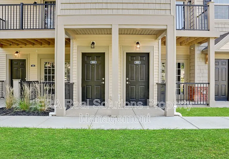 1627-108 Gilmore Park Ave — Photo 10