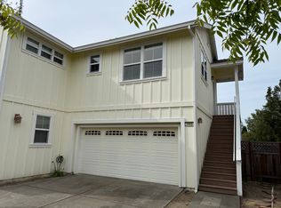 2465 Prairie Ln, Santa Rosa, CA 95403