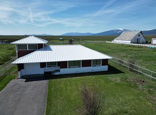 9800 Seven Mile Rd, Fort Klamath, OR 97626