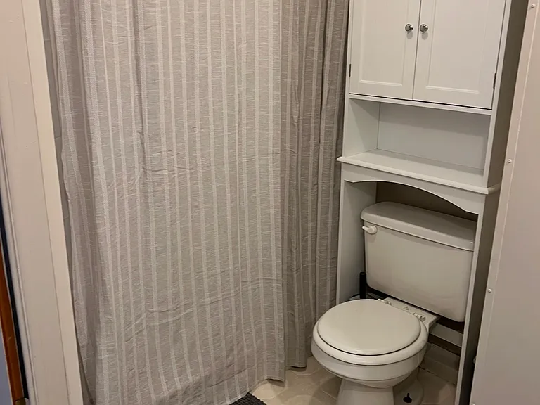 75 Frost Hill Ave — Photo 5