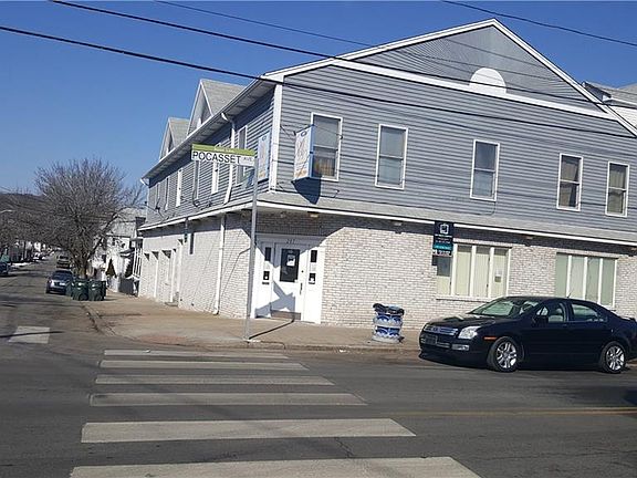 3rd image of 297 Pocasset Ave