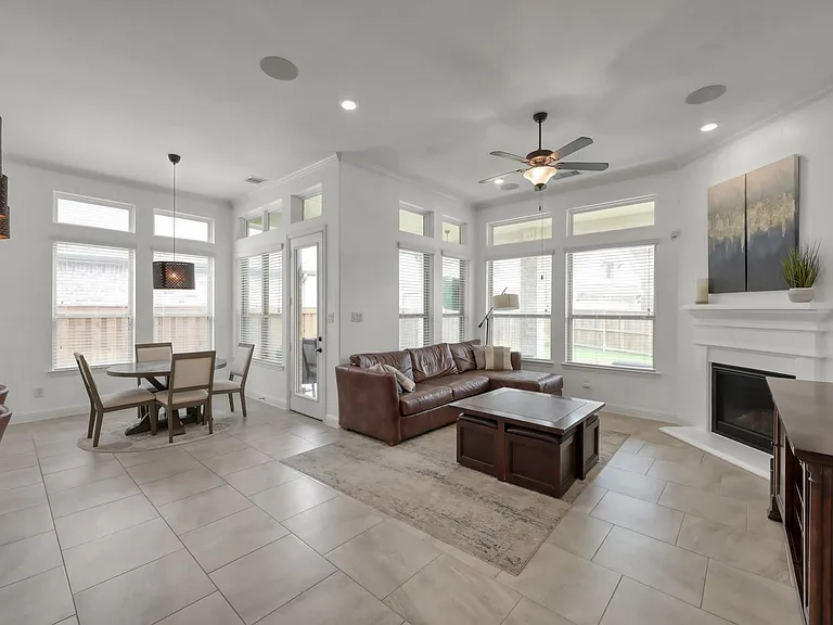 4206 Grand Oaks Wind — Photo 14