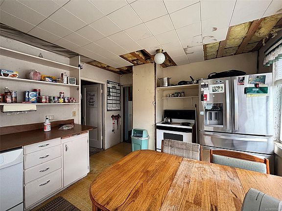 2nd image of 134 Alpine View Rd
