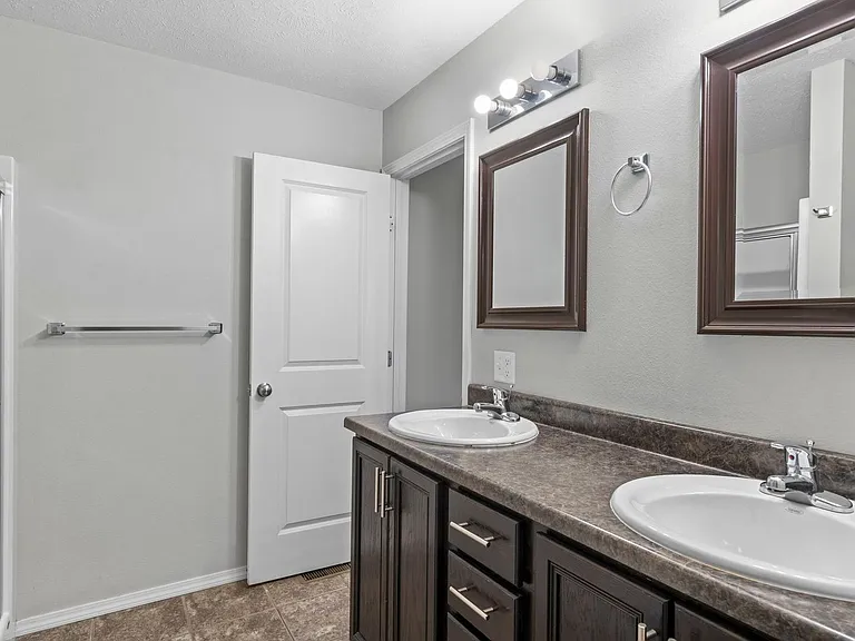 1662 N Pigeon Rd — Photo 20