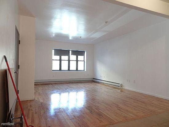 1st image of 1922 Union St #3B