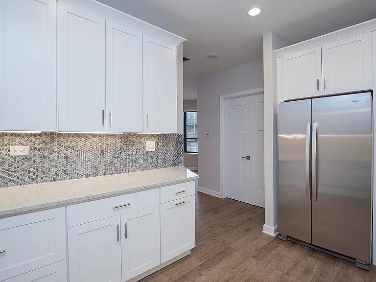 2909 N Clark St #2N — Photo 9
