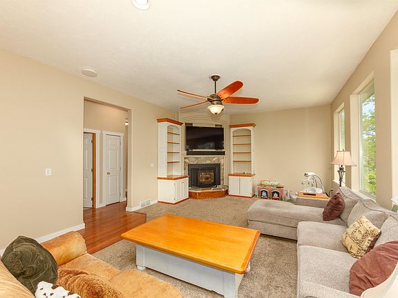 3rd image of 16410 N Morton Dr