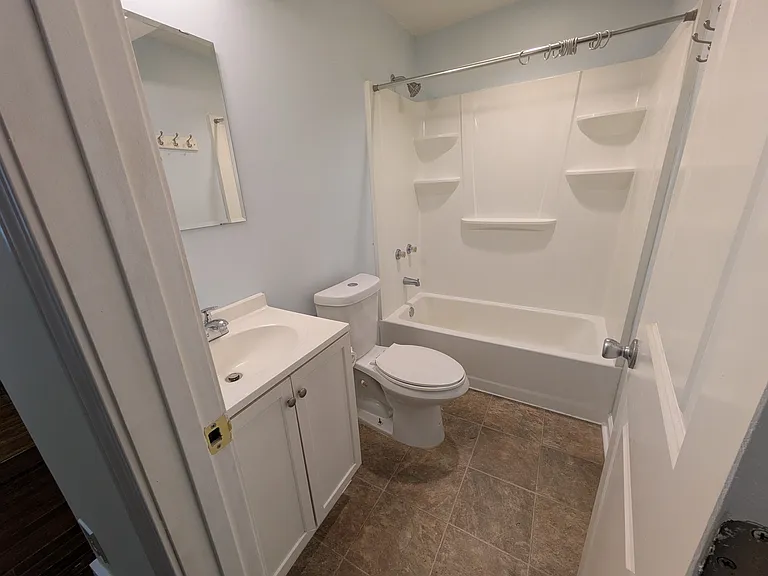 733 Augusta Pl SE — Photo 6