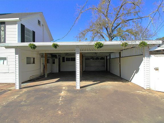 2nd image of 401 5th St