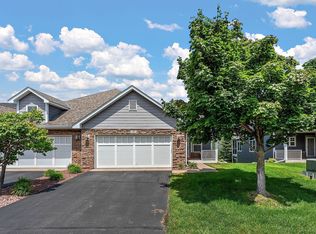 301 Manitoba Ln, Little Canada, MN 55117