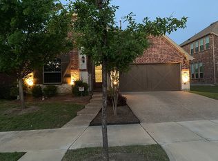 510 Dominion Dr, Euless, TX 76039
