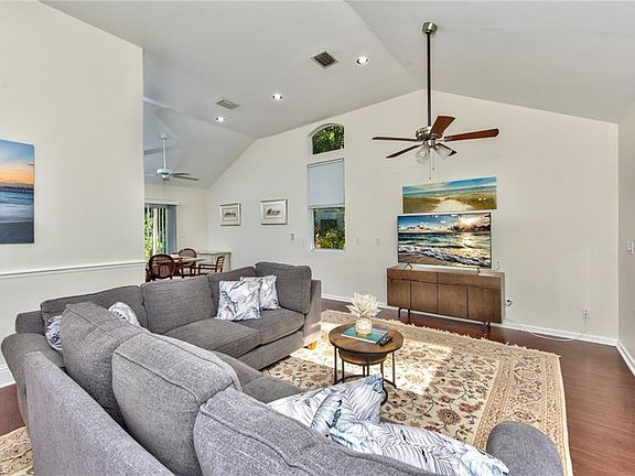 3rd image of 5881 Painted Leaf Ln