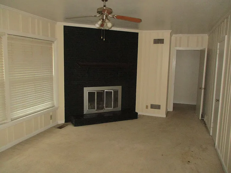 1020 Edgewater Dr — Photo 20