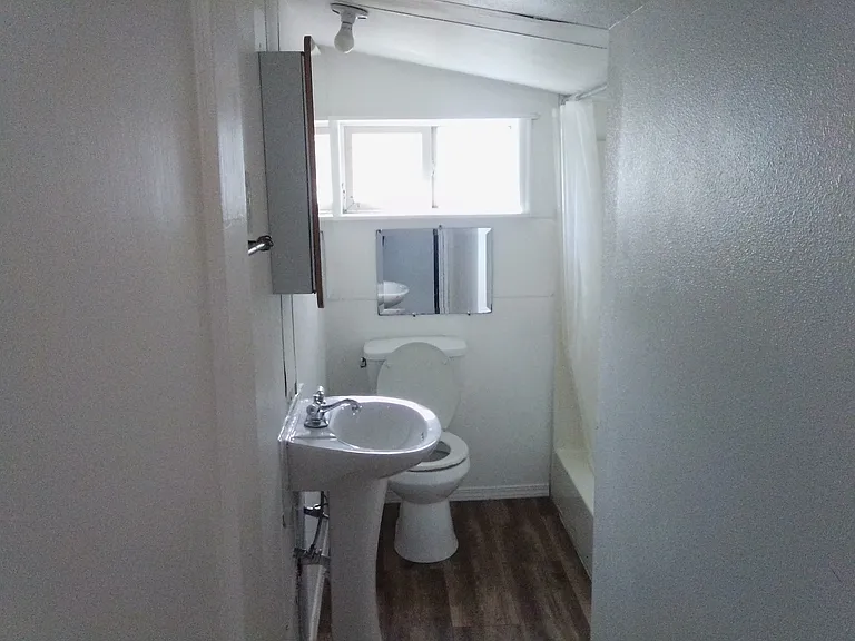 10002 28th Ave SW — Photo 7