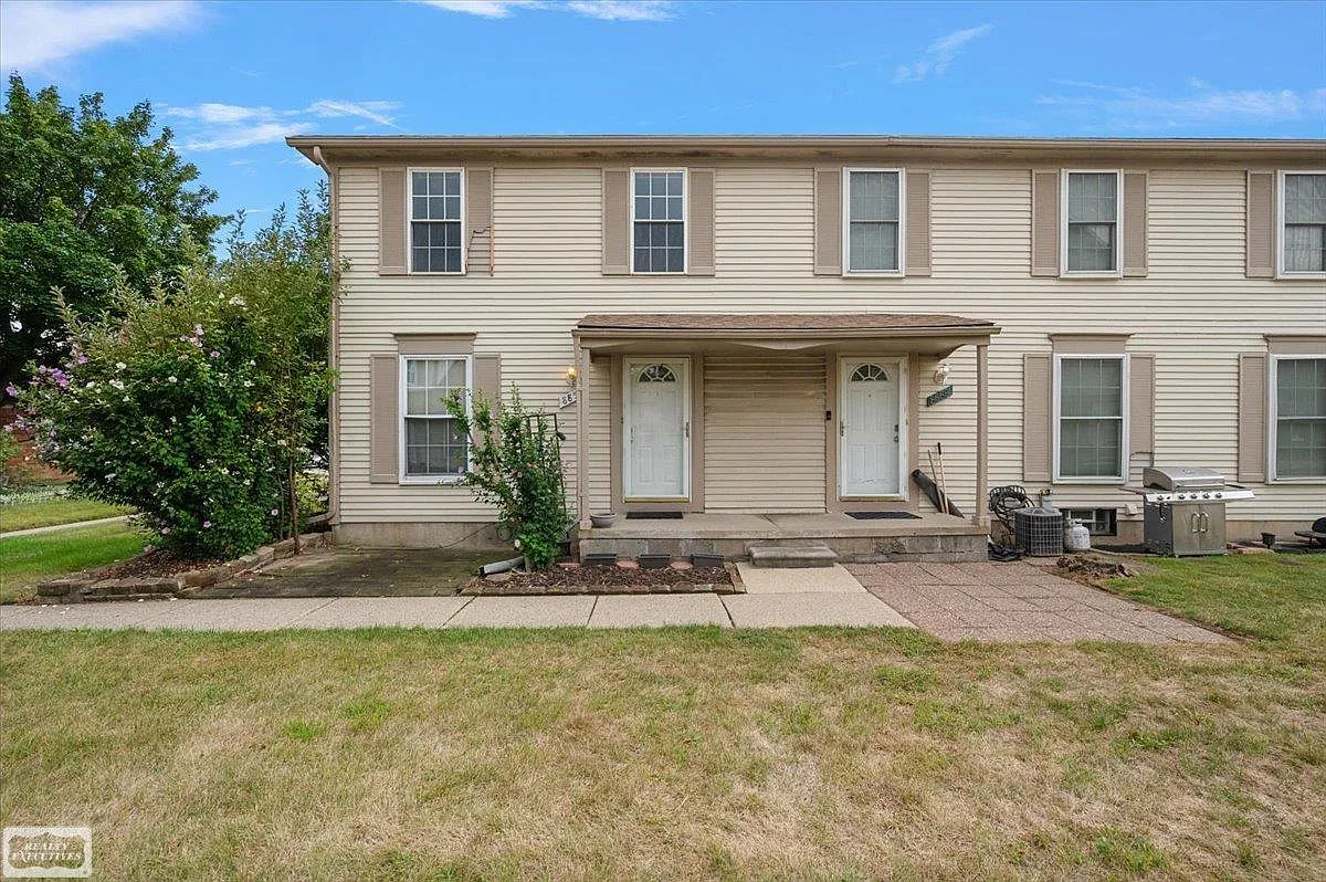 2 bed, 1.0 bath, 1000 sqft, $1,600 — Photo 4