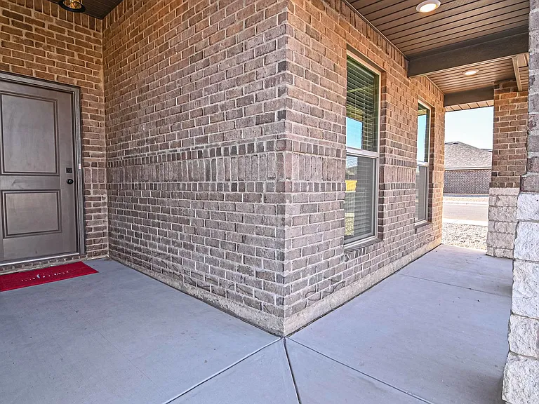 6733 Blue Sky St — Photo 2