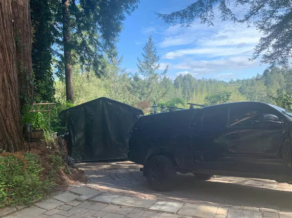 18 Hampton Rd, Occidental, CA 95465