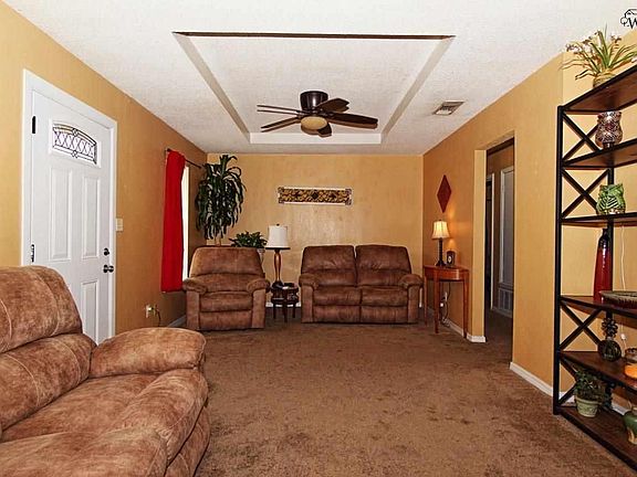 4th image of 2939 Stearns Ave