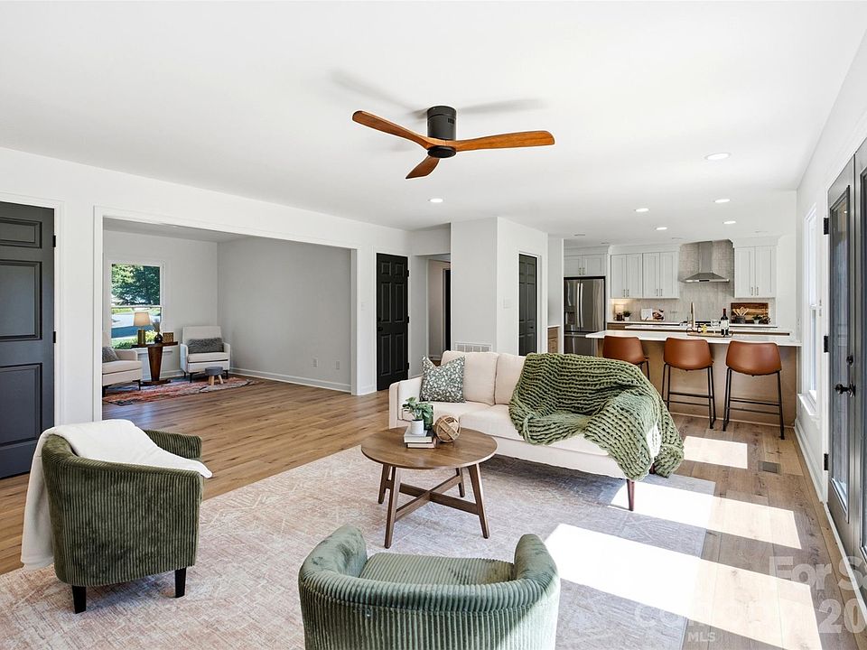 1st image of 3730 Club House Dr NE