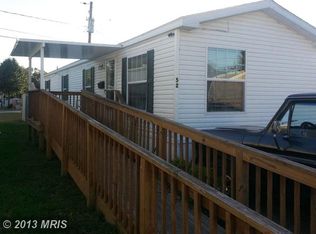 52 3rd St, Lothian, MD 20711