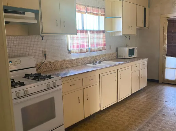 1120 S California St, Stockton, CA 95206