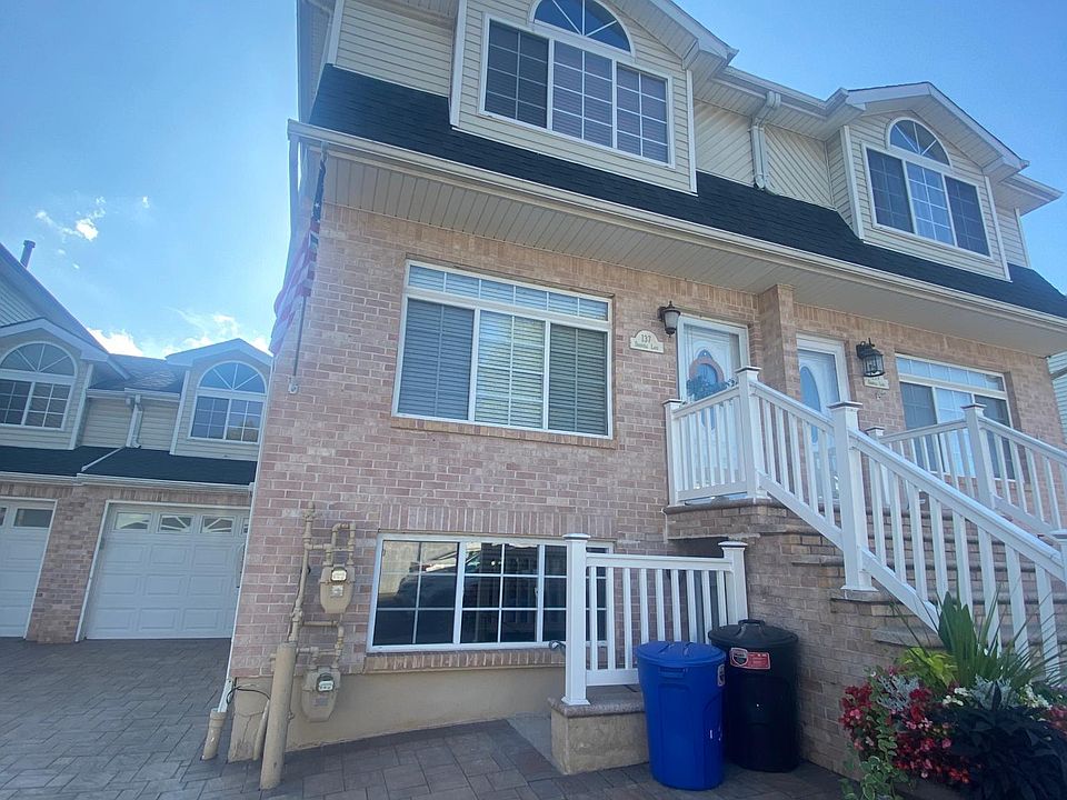 1st image of 137 Darnell Ln APT 1