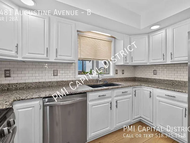 2481 Augustine Ave #B — Photo 11