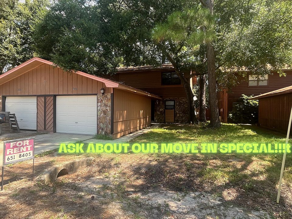 Front of unit with garage