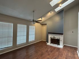8633 Datapoint Dr