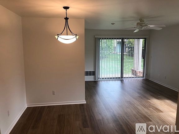 3rd image of 42686 Lilley Pointe Dr #219