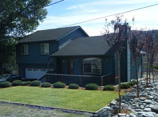 5451 Locarno Dr, Wrightwood, CA 92397