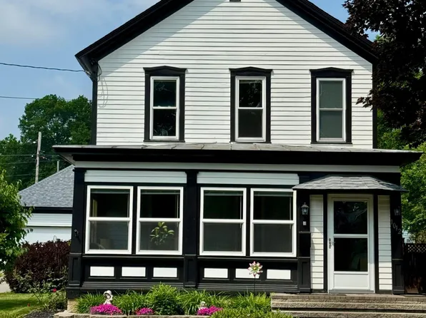 1012 2nd St S, Stillwater, MN 55082