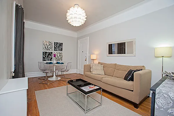 Sold by Amelia Irizarry Voorsanger, LREB | media 15