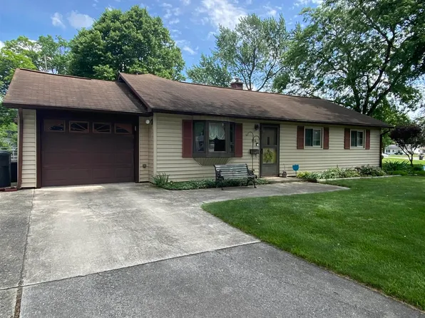 814 Elnora Dr, Fort Wayne, IN 46825