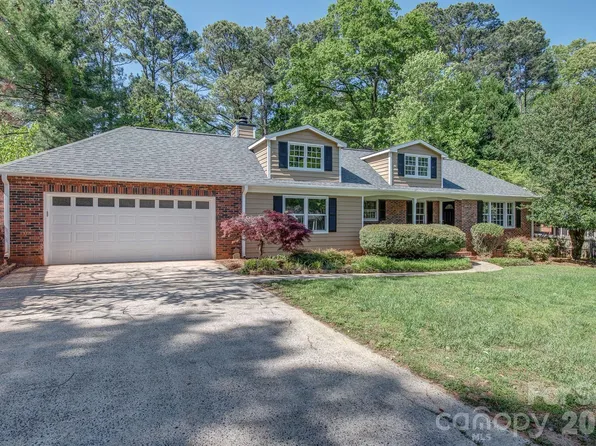 3106 Canterberry Dr, Gastonia, NC 28056