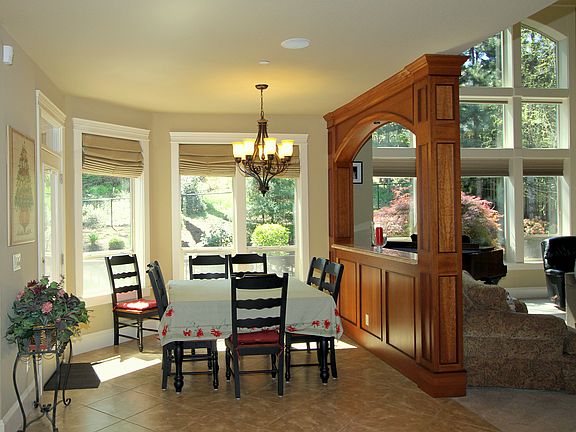 Sunny Breakfast Nook