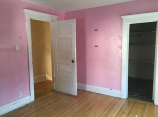 620 North Ave, Aurora, IL 60505