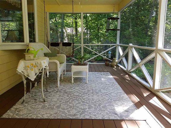 5th image of 12 Lakeview Dr