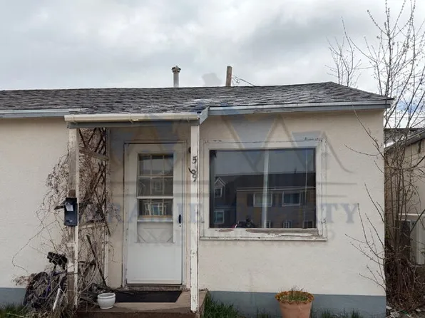 569 N 13th St, Laramie, WY 82072
