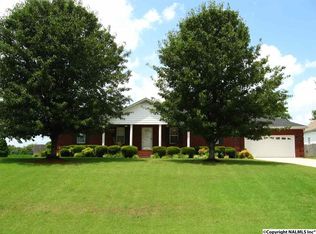 23961 May Ln, Athens, AL 35613