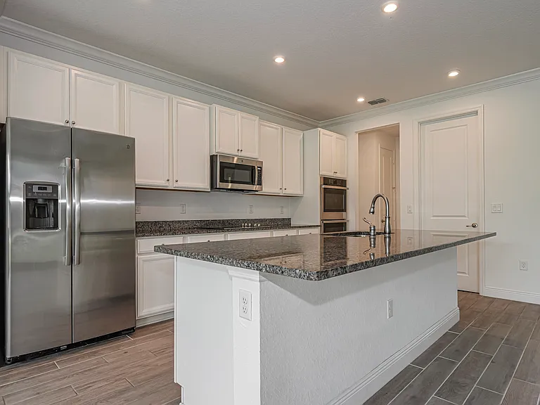 6220 Arcadia Sq — Photo 11