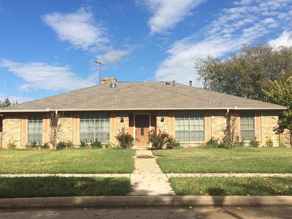 1st image of 907 Serenade Ln