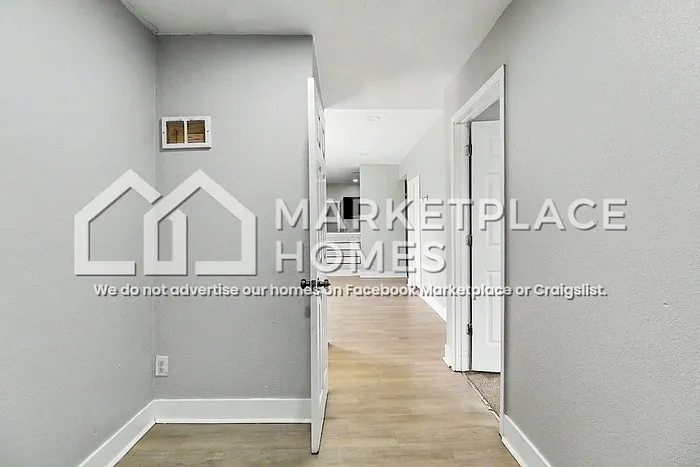 Building Photo - 520 Englewood St