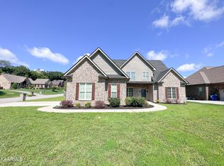 1646 Inverness Dr, Maryville, TN 37801